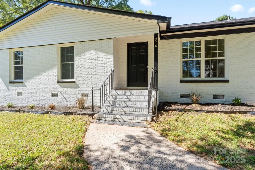 5316 Rupert Lane Charlotte NC 28215