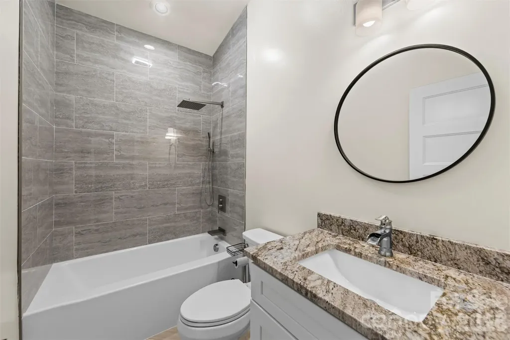 71 Mountain Trace Point Bryson City NC 28713