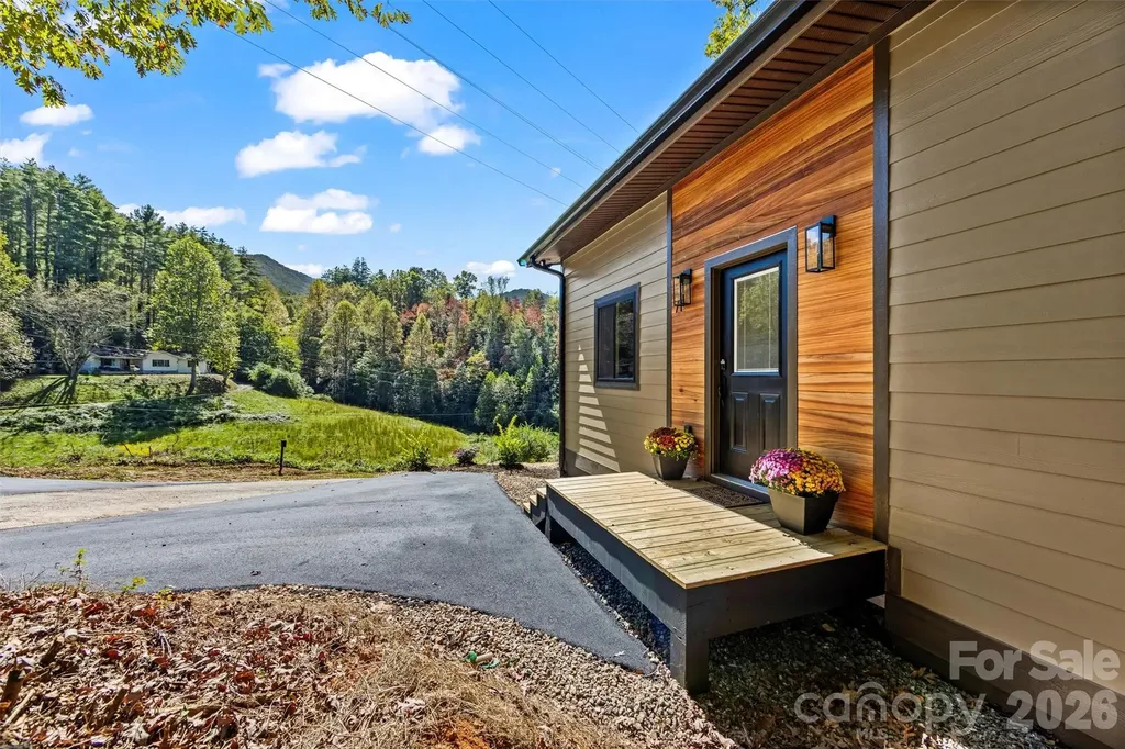 71 Mountain Trace Point Bryson City NC 28713