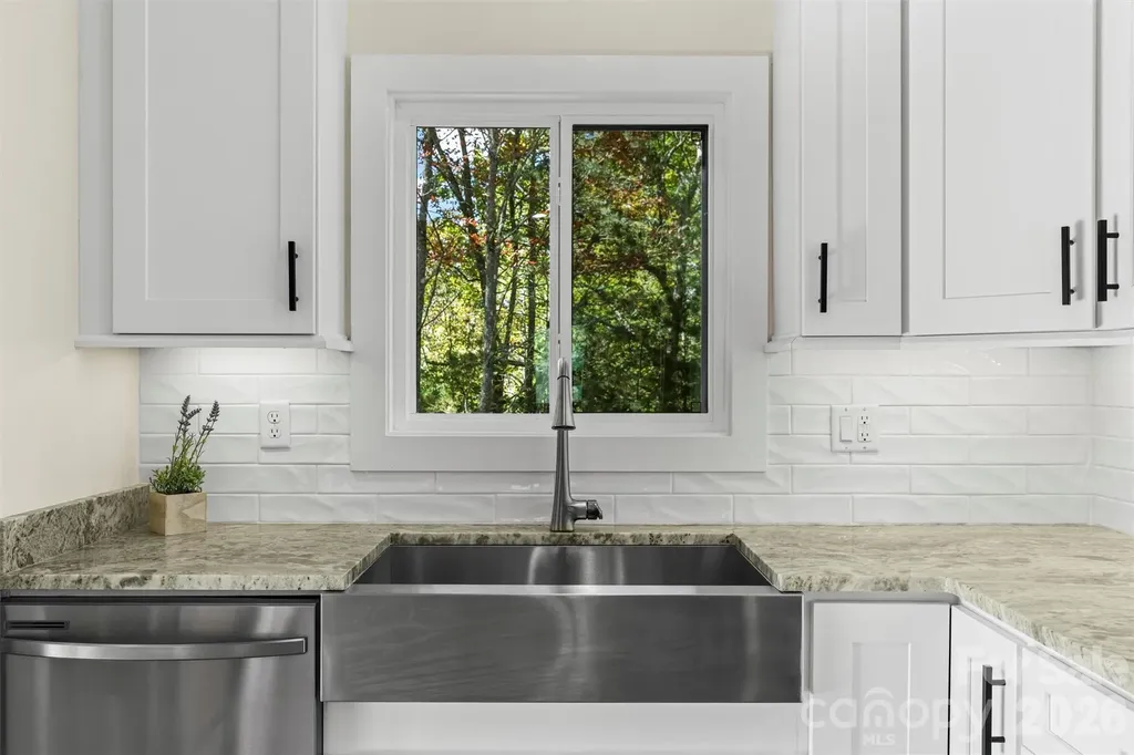 71 Mountain Trace Point Bryson City NC 28713
