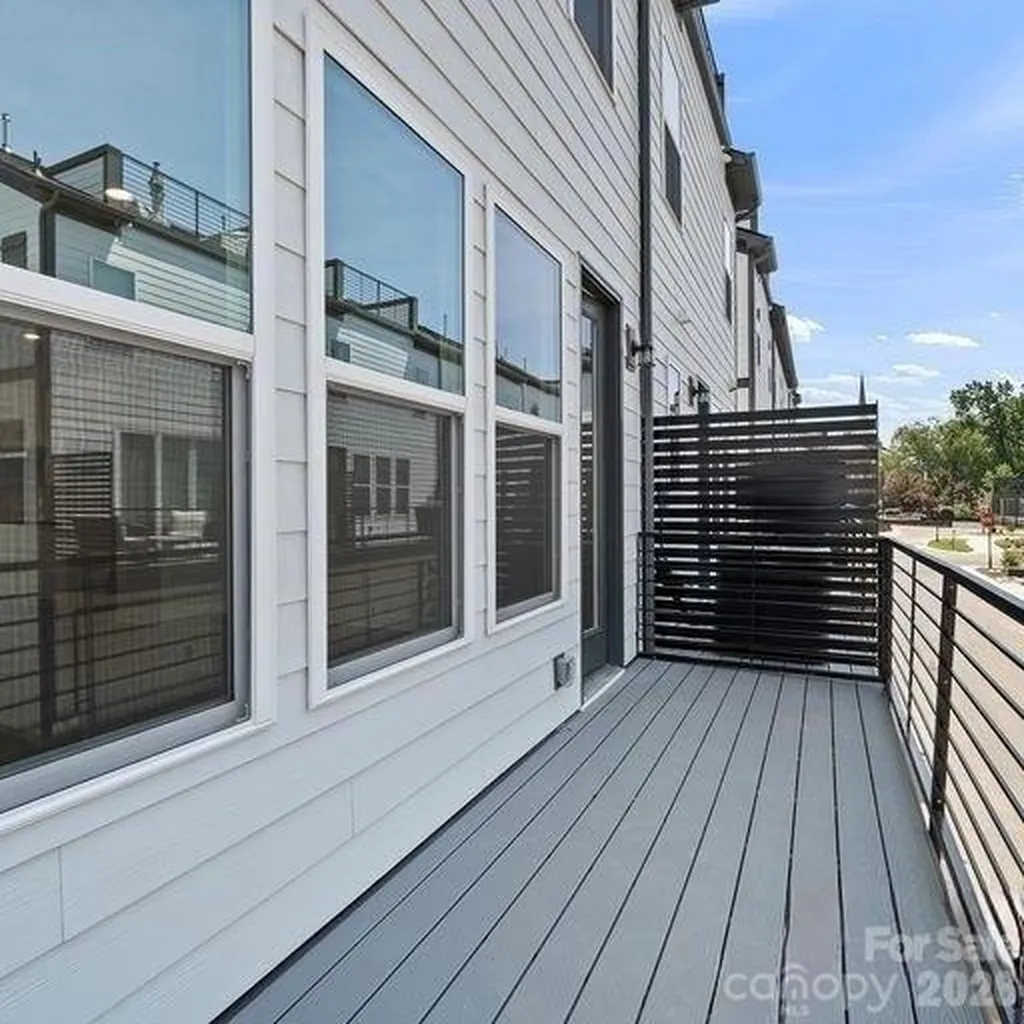 4028 Hidden Oaks Drive Charlotte NC 28205
