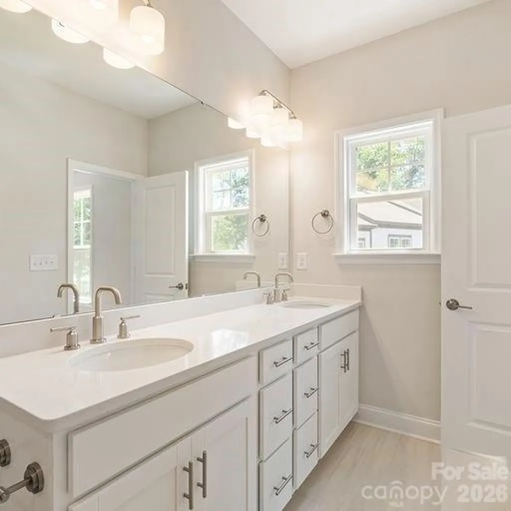 4028 Hidden Oaks Drive Charlotte NC 28205
