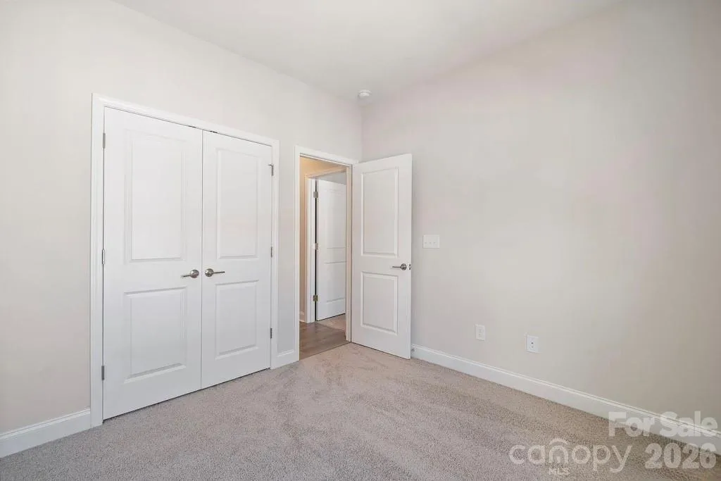 4028 Hidden Oaks Drive Charlotte NC 28205