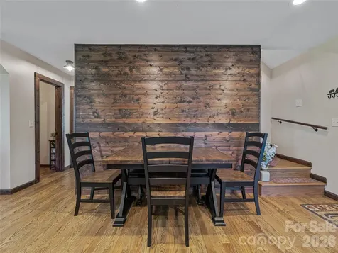 382 Black Oak Cove Road Candler NC 28715