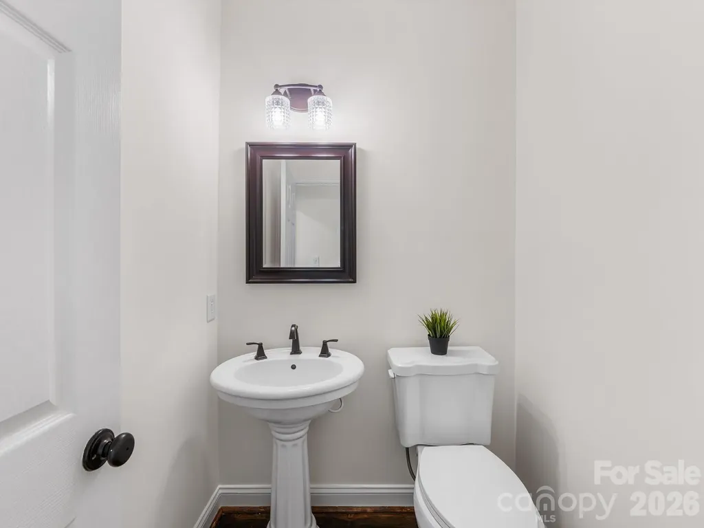 5619 Mountain Point Lane Charlotte NC 28216