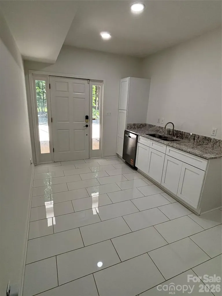 5619 Mountain Point Lane Charlotte NC 28216
