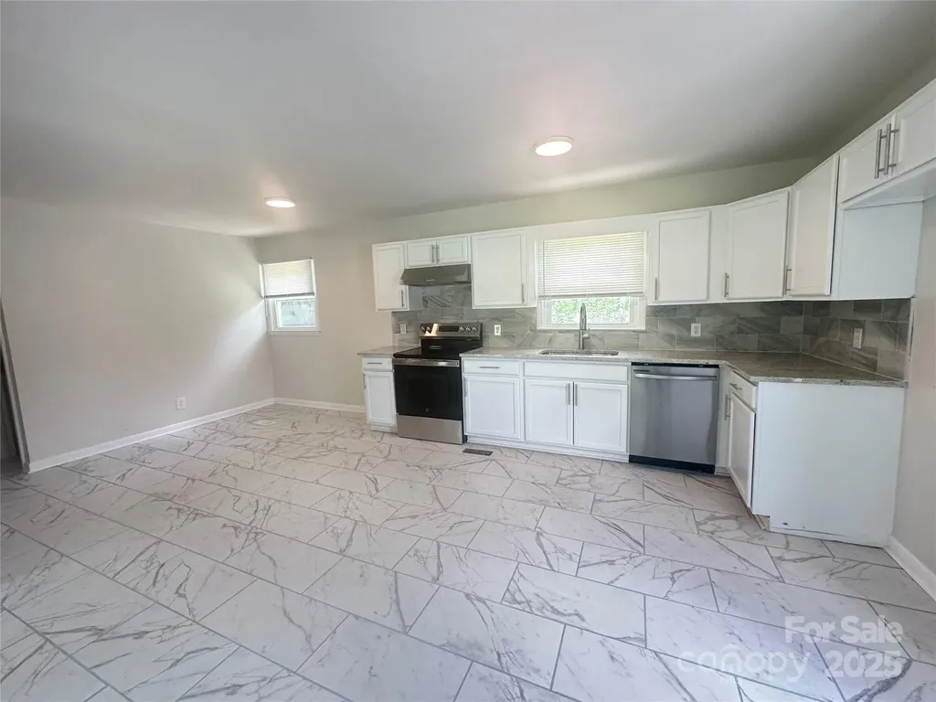 2021 Hollandale Drive Gastonia NC 28054