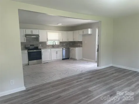 2021 Hollandale Drive Gastonia NC 28054