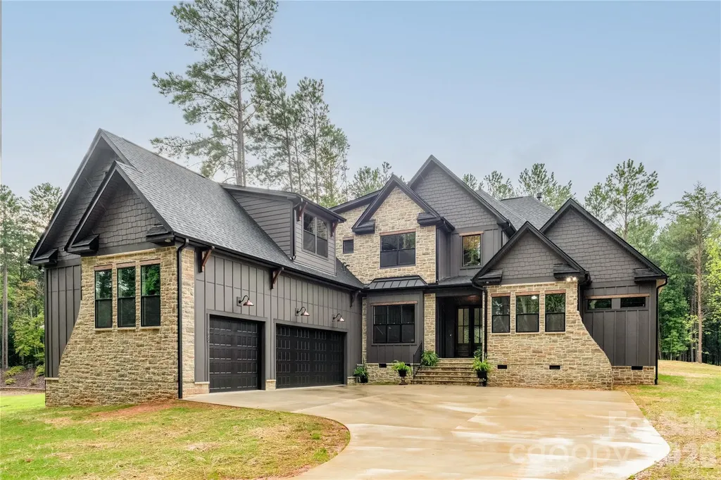 4488 Mirror Lake Drive Catawba NC 28609
