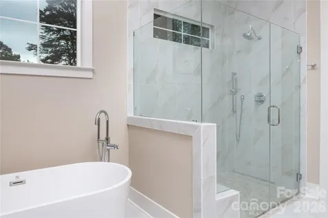 4488 Mirror Lake Drive Catawba NC 28609