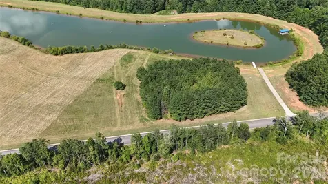 4488 Mirror Lake Drive Catawba NC 28609