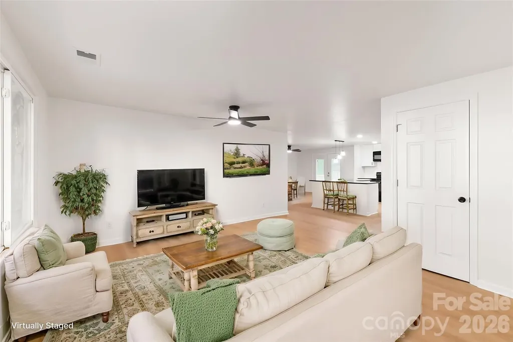 8412 Strider Drive Charlotte NC 28212
