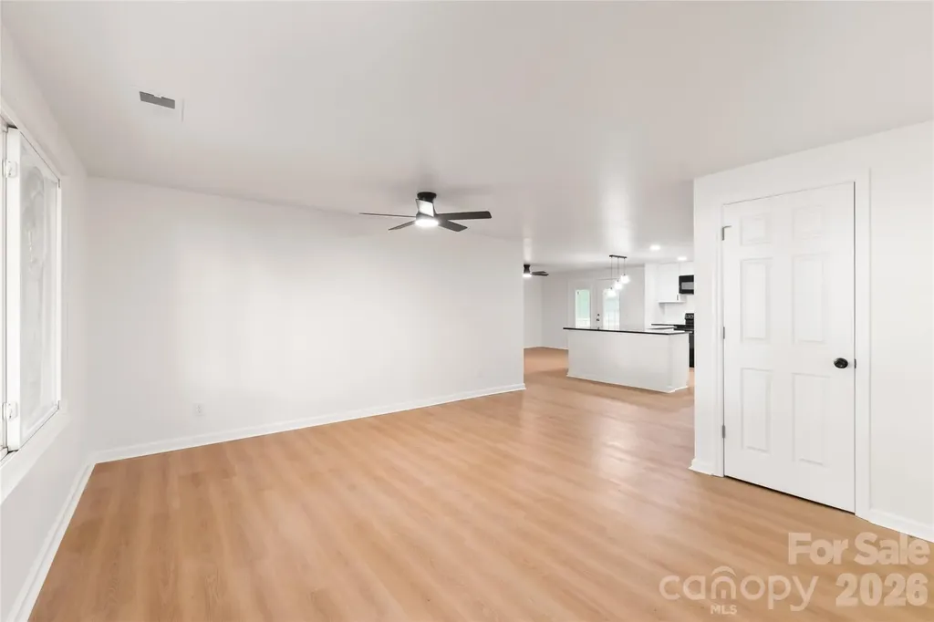 8412 Strider Drive Charlotte NC 28212
