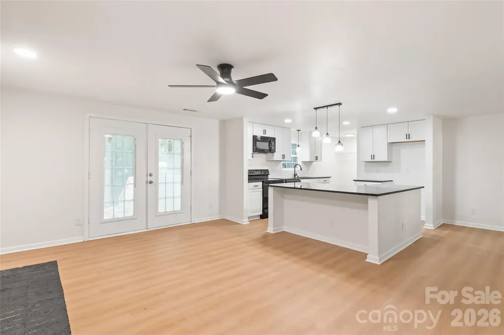 8412 Strider Drive Charlotte NC 28212