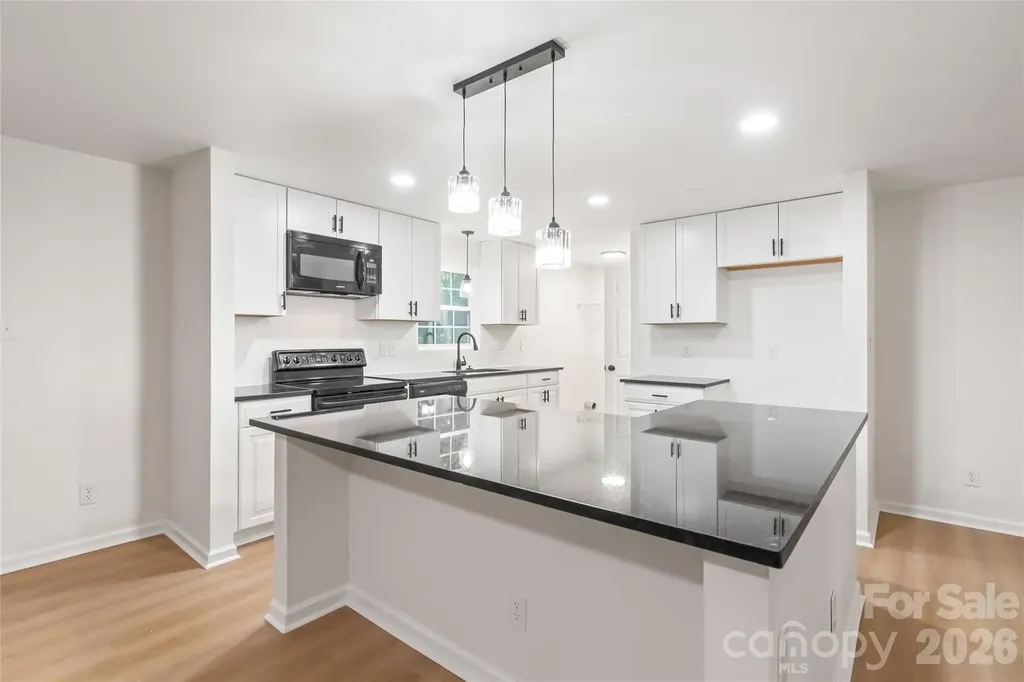 8412 Strider Drive Charlotte NC 28212