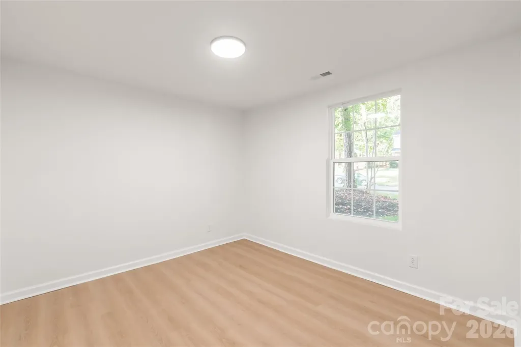 8412 Strider Drive Charlotte NC 28212