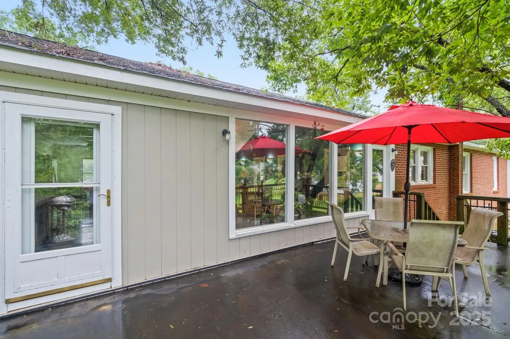156 Brooks Street Troutman NC 28166