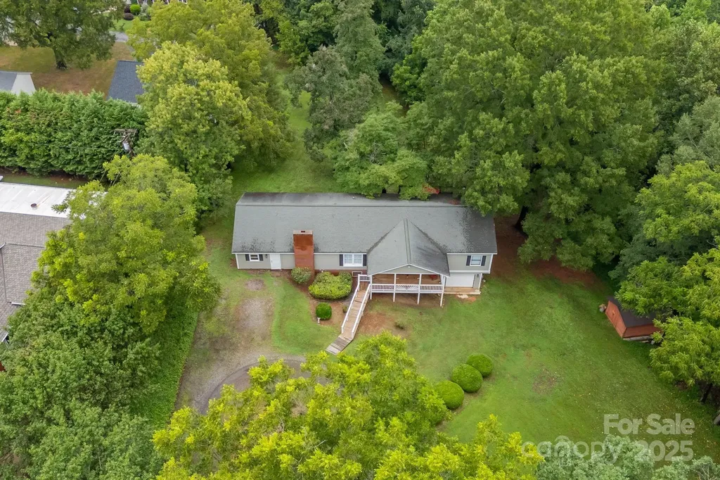 156 Brooks Street Troutman NC 28166