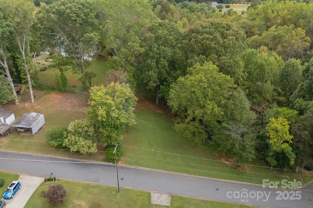 156 Brooks Street Troutman NC 28166