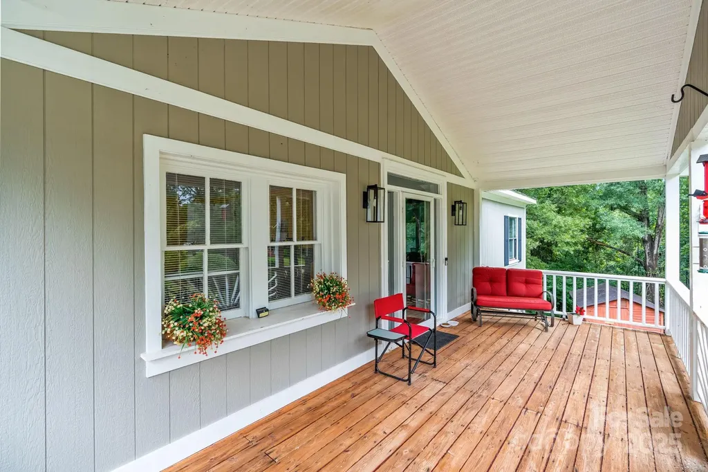 156 Brooks Street Troutman NC 28166