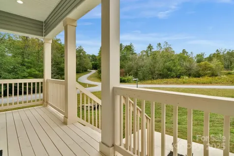 142 Crystal Heights Drive Hendersonville NC 28739
