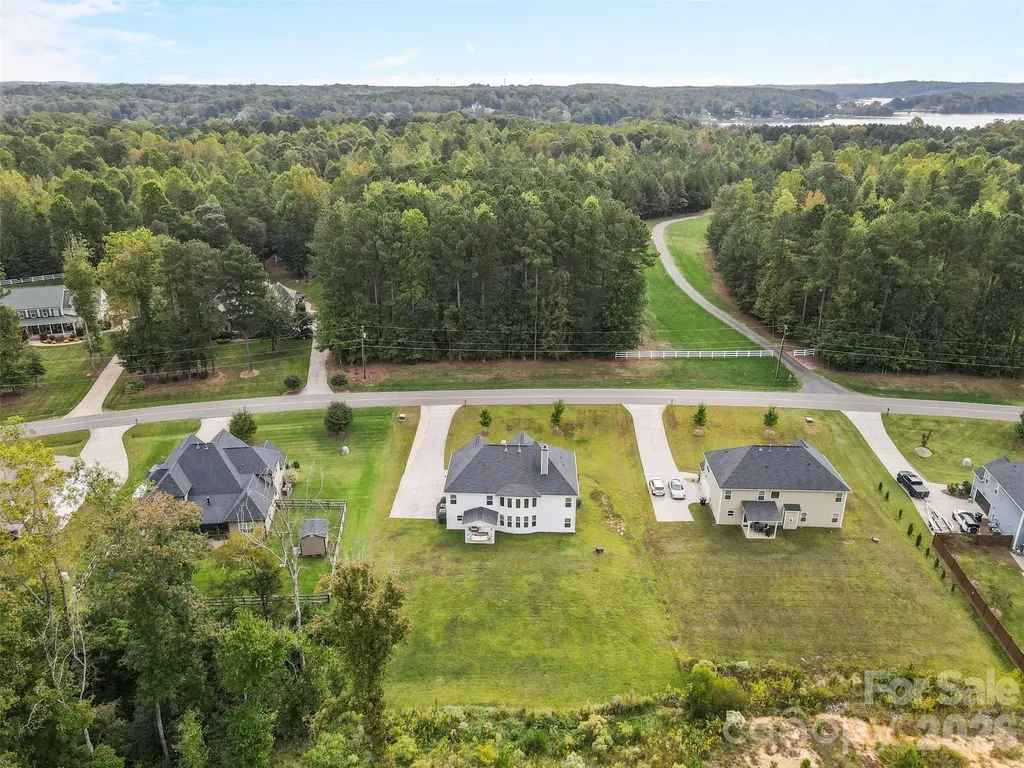2633 Lakefront Drive Belmont NC 28012