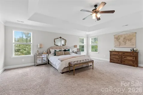 2633 Lakefront Drive Belmont NC 28012