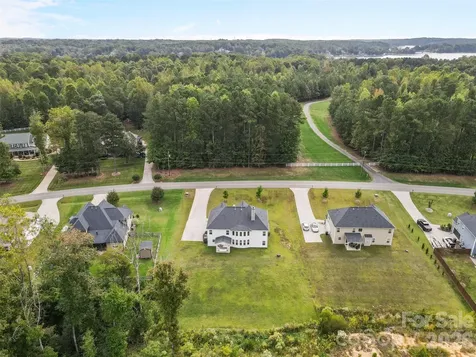 2633 Lakefront Drive Belmont NC 28012