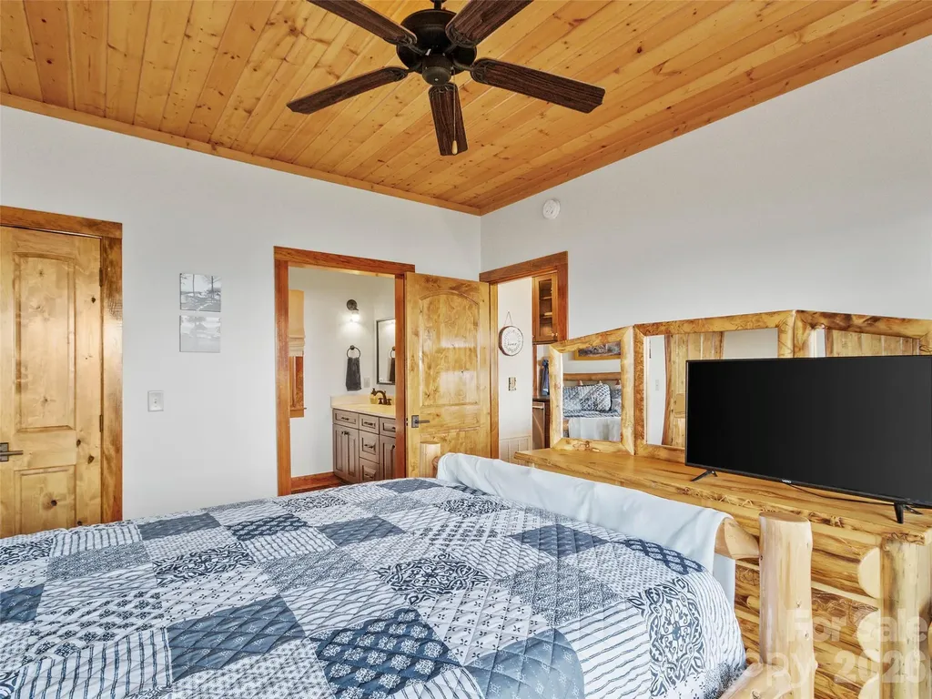 80 Slickrock Road Burnsville NC 28714