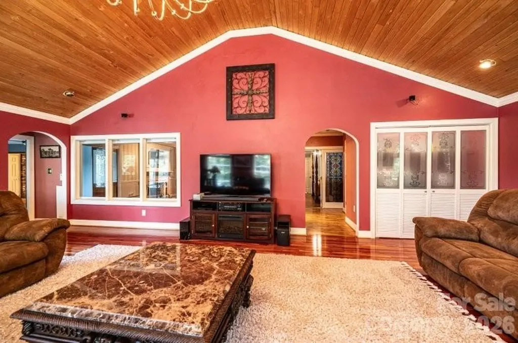 10 Riverview Circle Granite Falls NC 28630