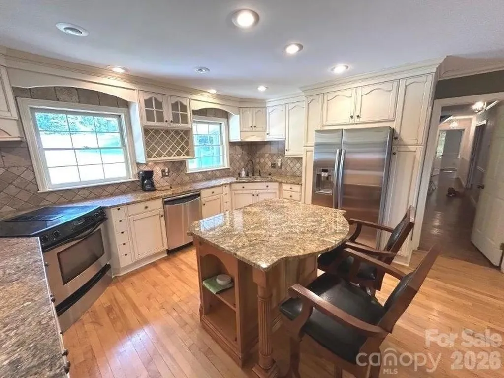 10 Riverview Circle Granite Falls NC 28630