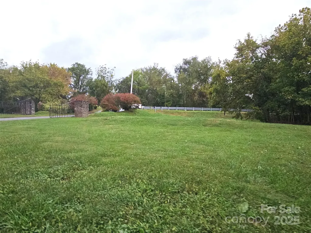 111 Howard Gap Road Fletcher NC 28732