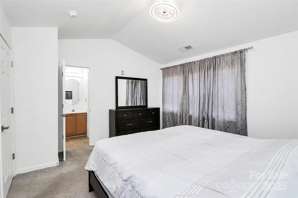 10549 Yellow Rose Lane Charlotte NC 28269
