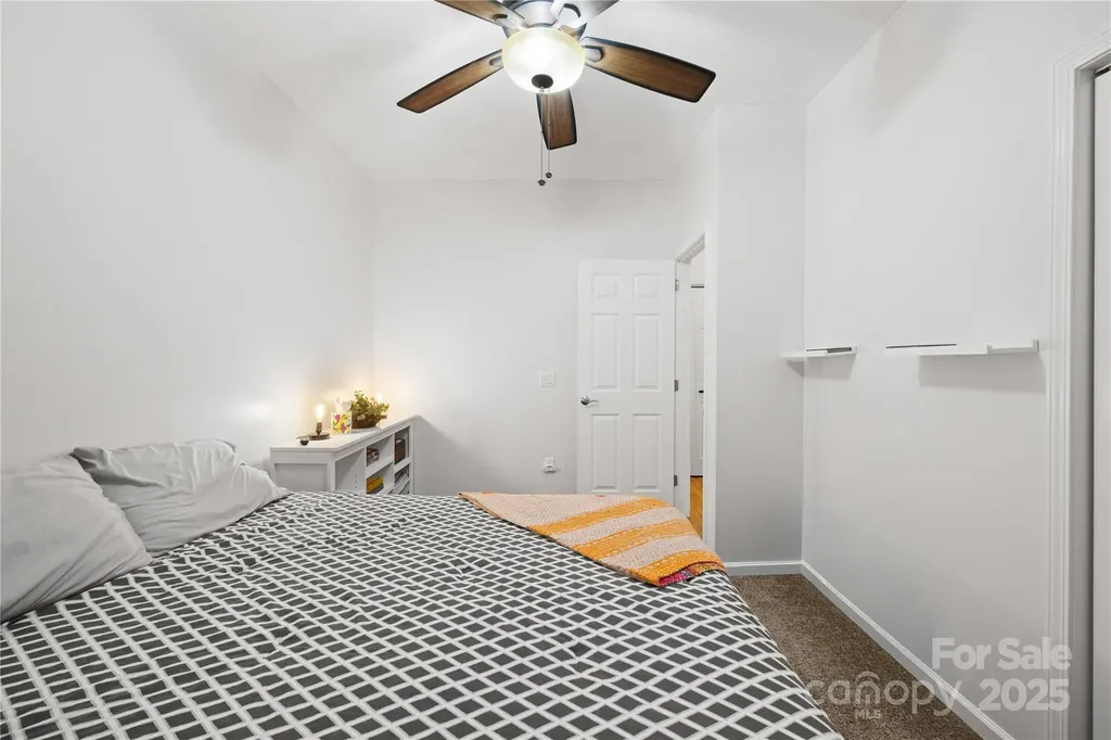 1308 Bell Mountain Road Zirconia NC 28790