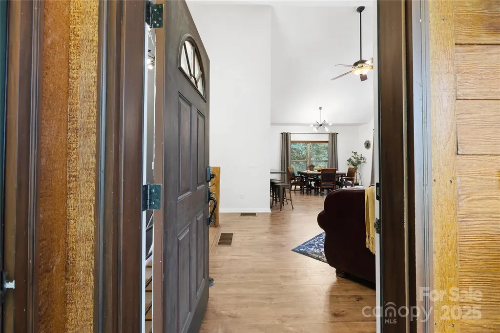 1308 Bell Mountain Road Zirconia NC 28790