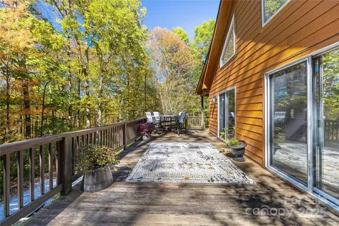 1308 Bell Mountain Road Zirconia NC 28790
