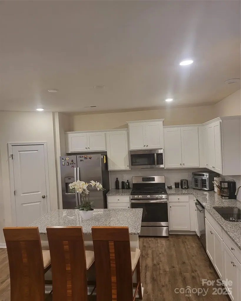 2823 Aubrey Street Monroe NC 28110