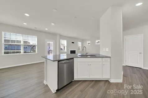 7721 Sea Turtle Way Lancaster SC 29720