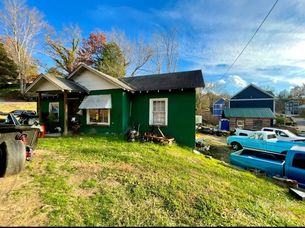 130 Lookout Road Asheville NC 28804