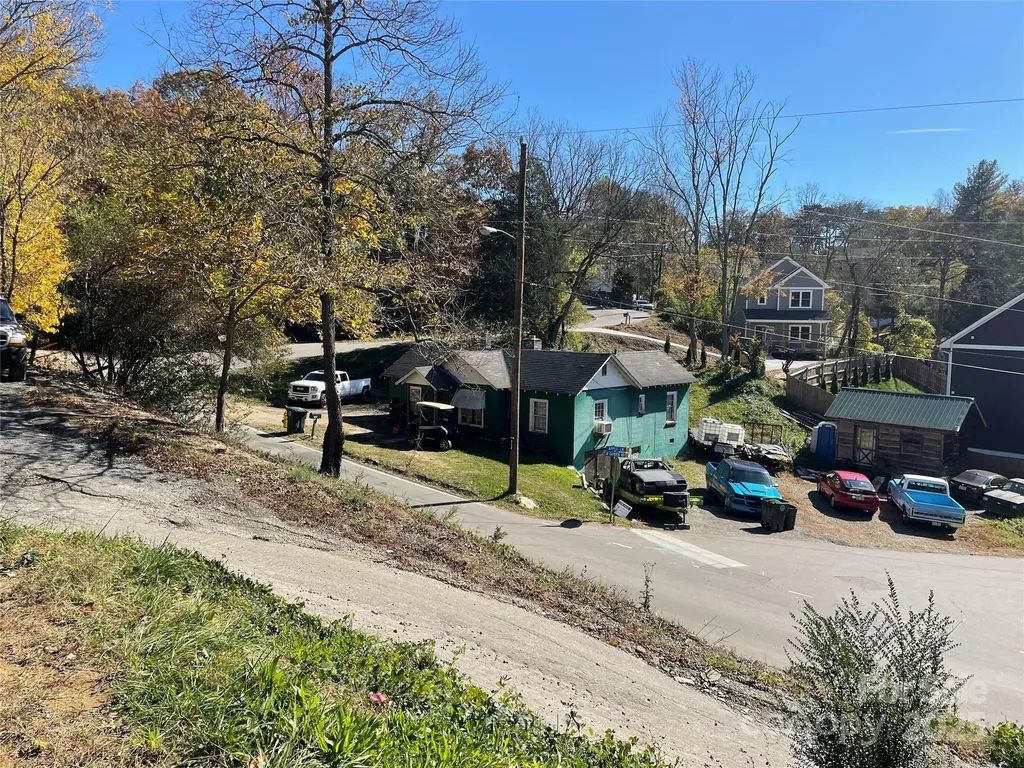 130 Lookout Road Asheville NC 28804