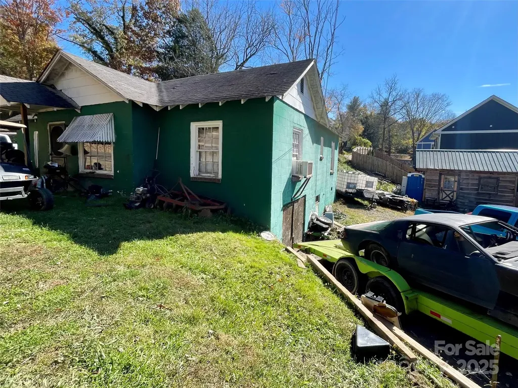 130 Lookout Road Asheville NC 28804