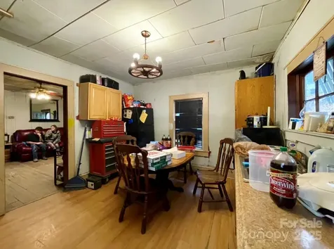 130 Lookout Road Asheville NC 28804