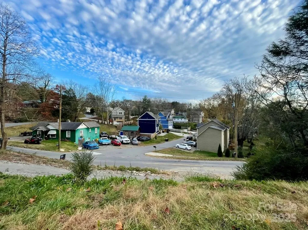 131 Lookout Road Asheville NC 28804