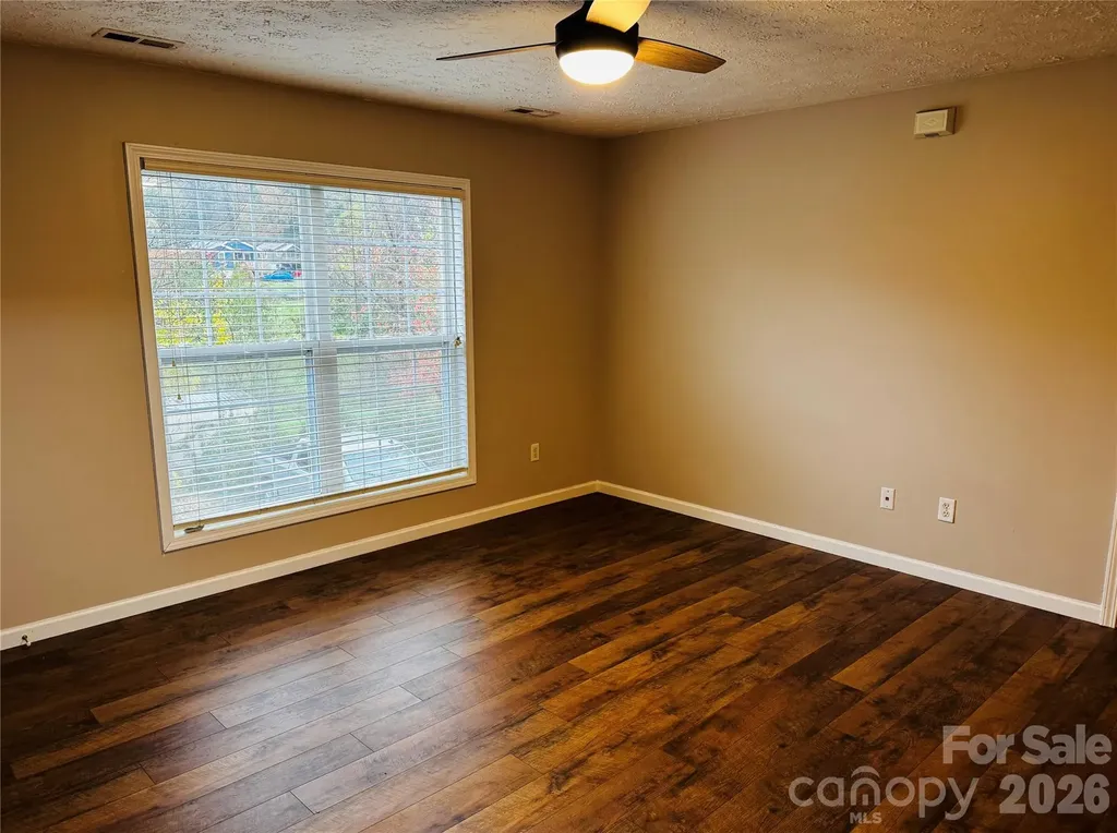237 Camelot Drive Waynesville NC 28786