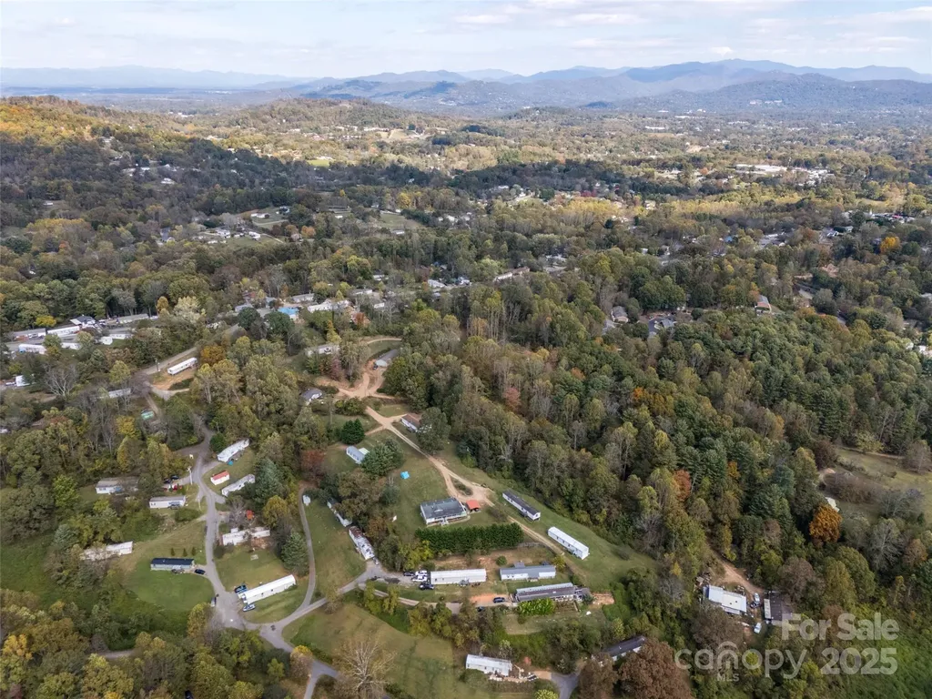 17 Hat Creek Drive Asheville NC 28806