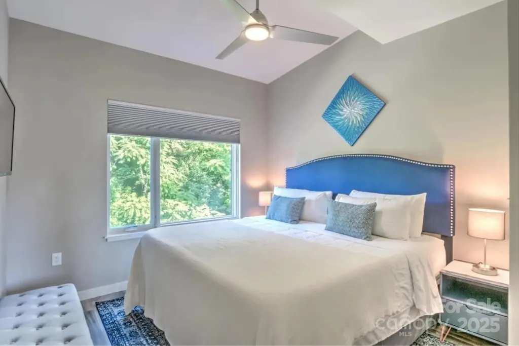 102 Southside Avenue Asheville NC 28801
