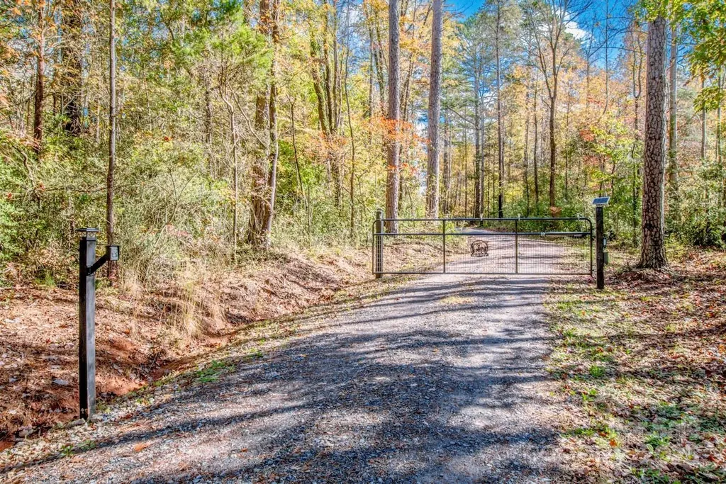 4901 Chapel Grove Road Gastonia NC 28052