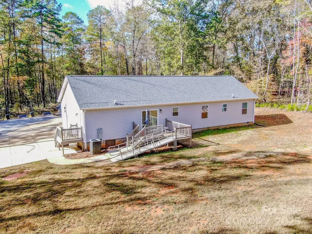 4901 Chapel Grove Road Gastonia NC 28052
