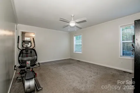 4901 Chapel Grove Road Gastonia NC 28052