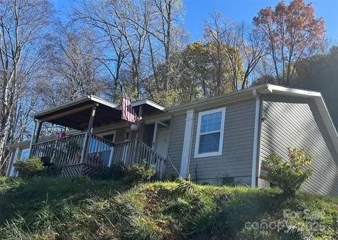 415 Rovingwood Drive Waynesville NC 28786